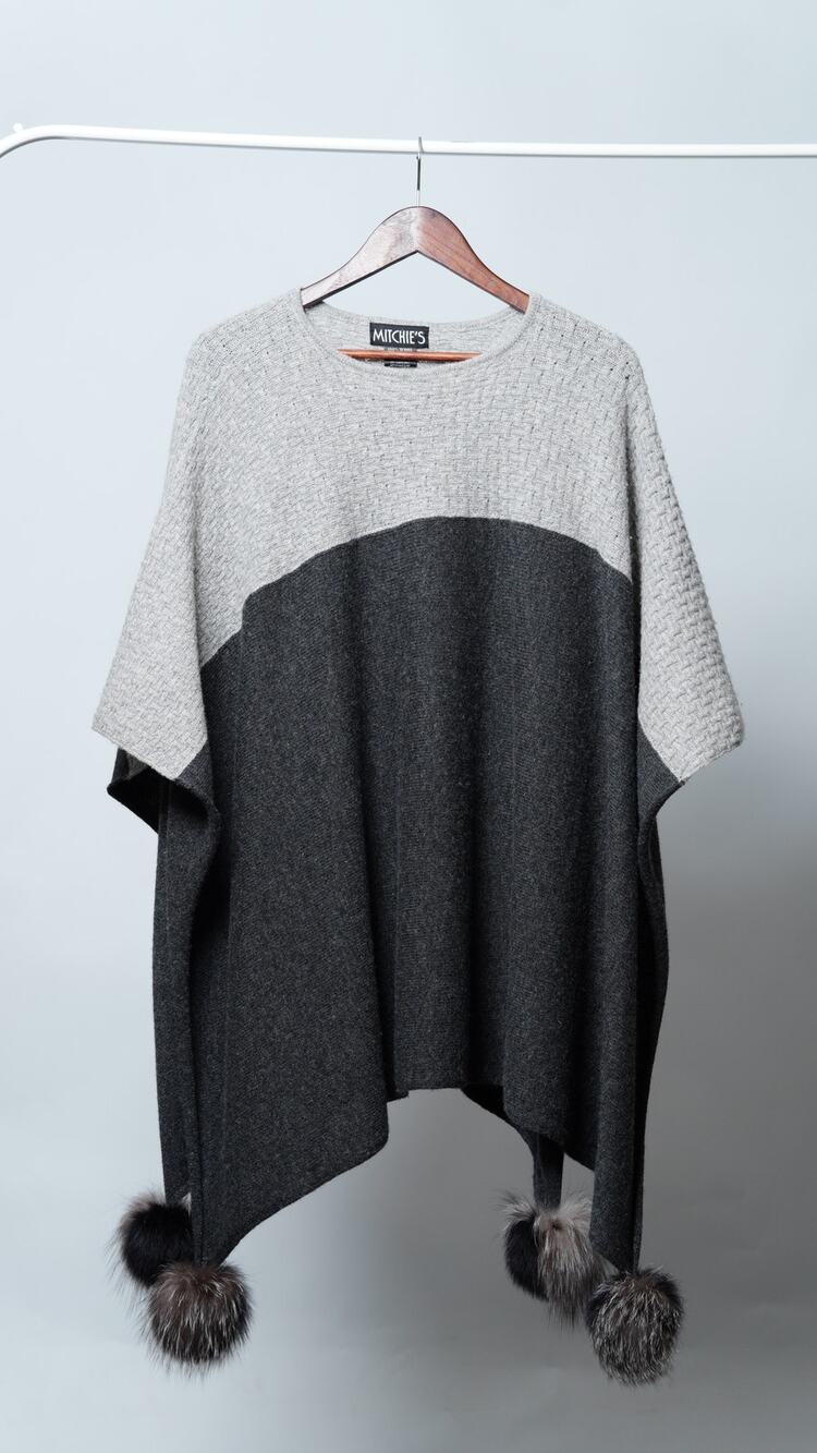 Mitchie's Black and Gray Wool One-Size Knit Poncho